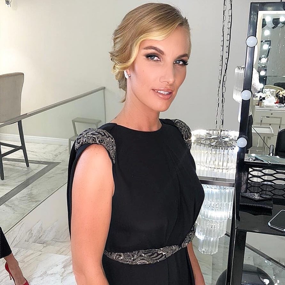 Berkova porno royxatga olish holda